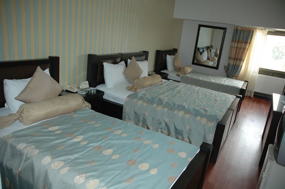 Ulasan Hotel Caravan Camping Ankara Ngoại thất bức ảnh